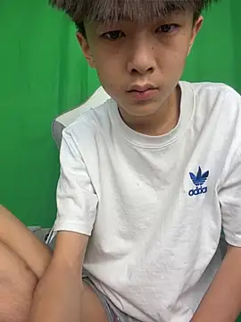 DD-101's Live XXX Chat
