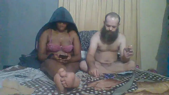 Chat +18 de Interracialcouple35 ao vivo