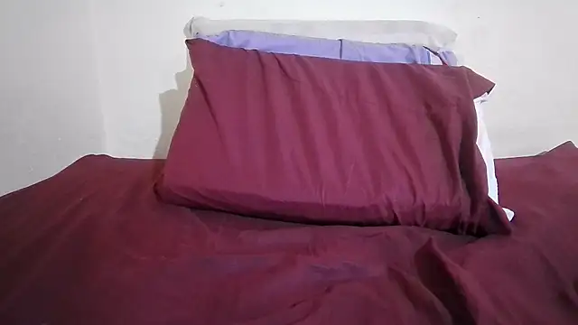 JBond007BBC Adlı Modelin Canlı XXX Sohbeti