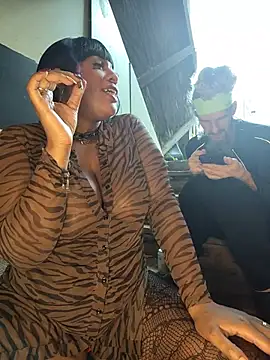 AmazonianMistress' Live XXX Chat