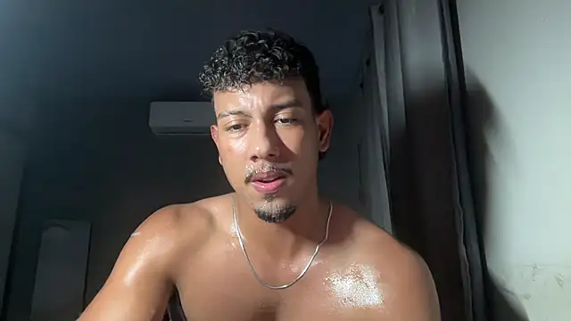 Show de spiderzevil na webcam
