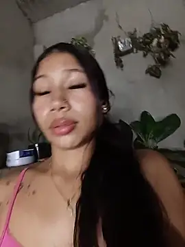 Rous-squir live XXX chat