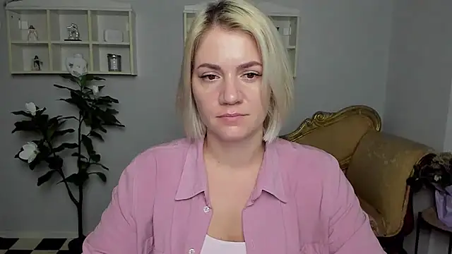 MariaStones Chat XXX live