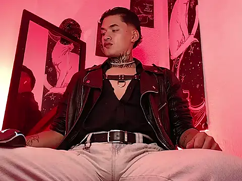 XXX chat uživo modela AlecBanne_
