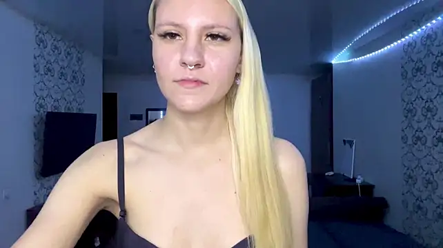 MildredGuckes Chat XXX in diretta
