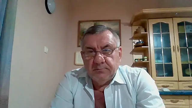 Show modela machomale3 na web-kameri