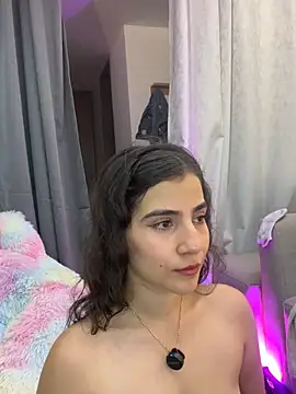 Chat +18 de Miranda_doll__ ao vivo