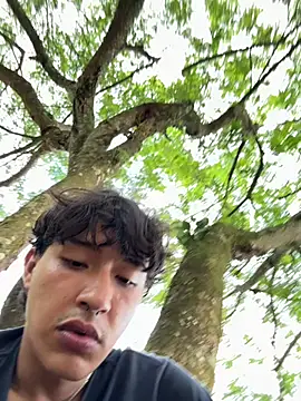 TonnyBottomのライブXXXチャット