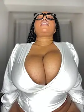 EliteSoraya's Live XXX Chat
