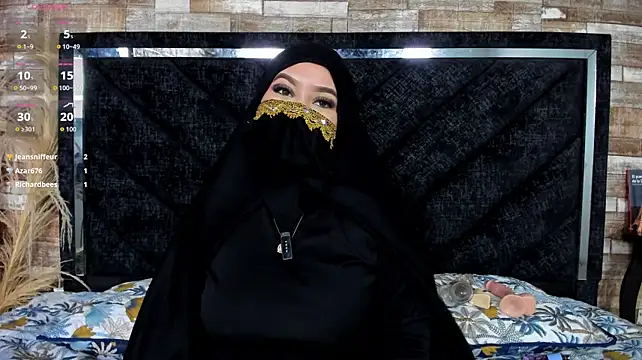 Chat +18 de Dania_Saleh ao vivo