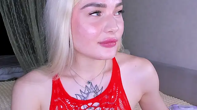 Sweeet_Barbie Adlı Modelin Canlı XXX Sohbeti