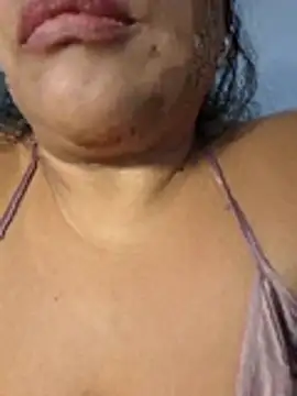 Nyomi_browm 라이브 XXX 채팅