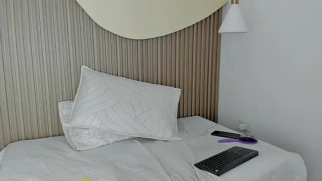 CandyGlow_'s Live XXX Chat