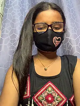 Arpita-20 লাইভ XXX চ্যাট