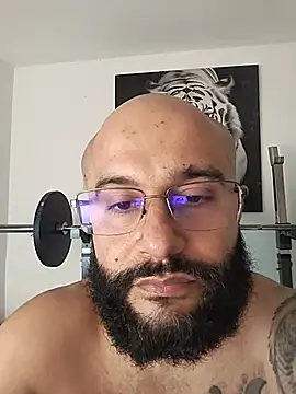 Luke__09 XXX чат на живо