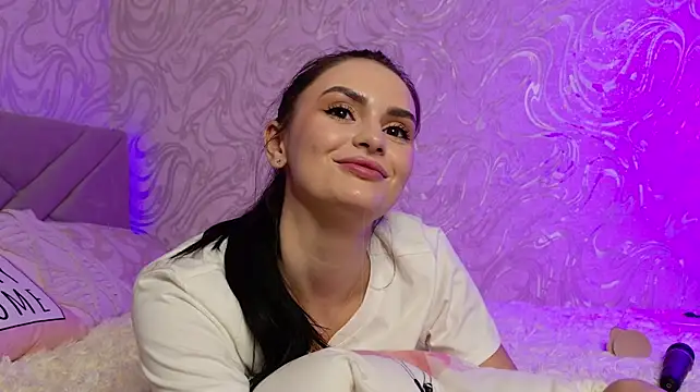 Онлайн чат XXX MilaaSweety