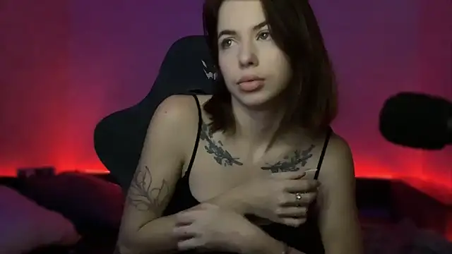 NOVELLAA Chat XXX in diretta
