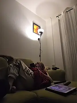 Badbitch_German_Badass Webcam show