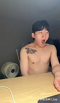k-kinky 现场XXX聊天