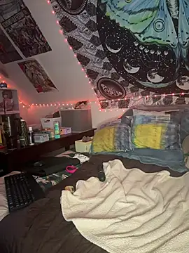 SuzyCatzz Live XXX-Chat