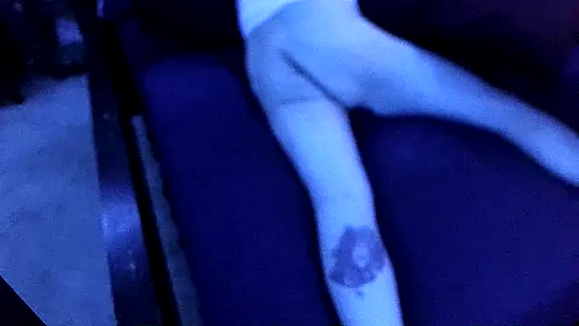 Chat +18 de Time2playN303party ao vivo