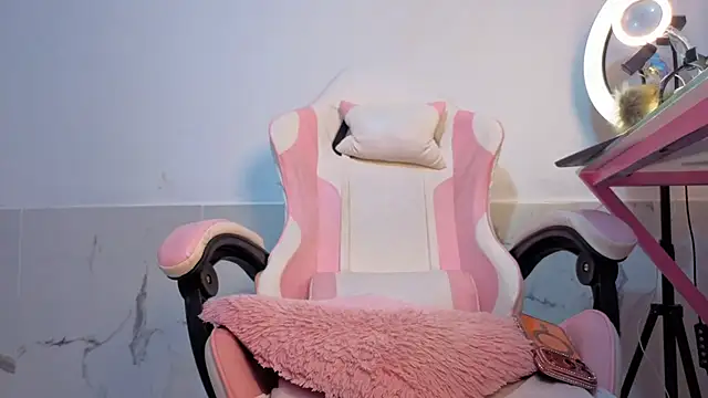 Chat XXX en directo de HannaBrave