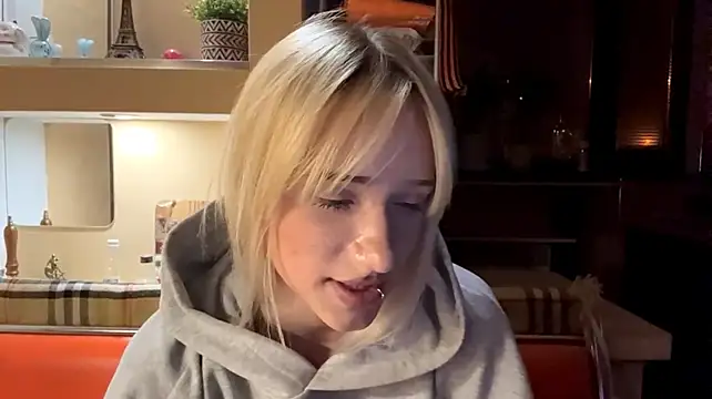 Blondilis Live XXX-chat