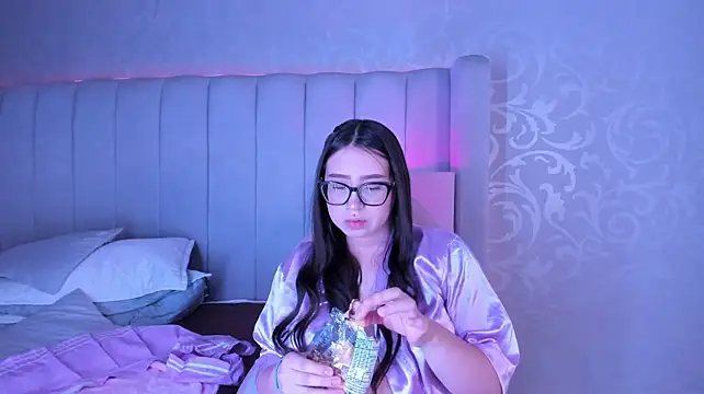 Czat XXX na żywo – MadeleynRose