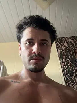 Chat +18 de guzzfit ao vivo