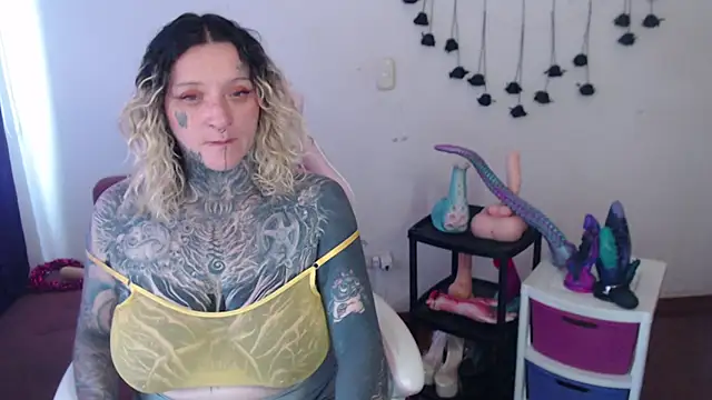 SLOPPYTITSS Live XXX-Chat