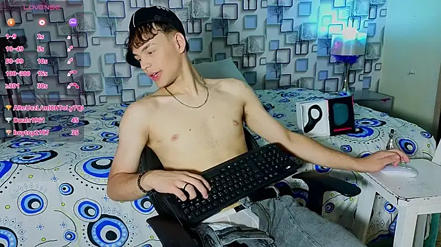 צ'אט XXX בשידור חי של LoganSteel_