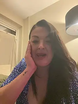 Lou_Loux Chat XXX in diretta