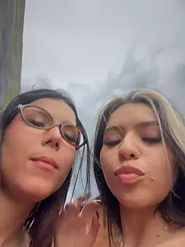 CherrySmirkXXX: απευθείας συνομιλία ΧΧΧ