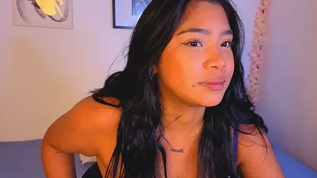 saraapril_ Chat XXX in diretta