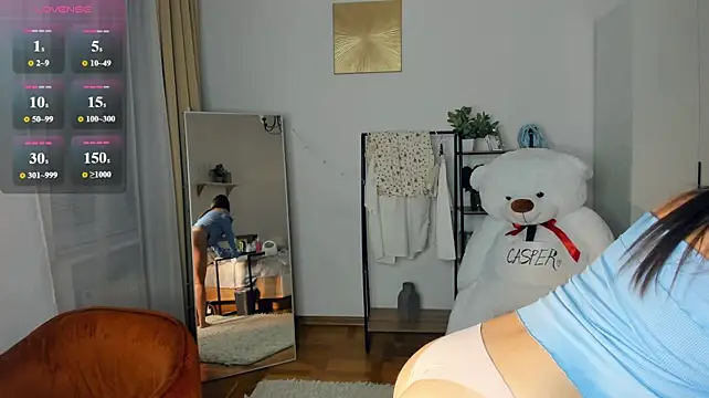 FaaBinaa élő XXX-chatje