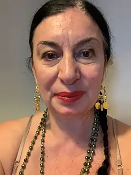 Lizzaa80 লাইভ XXX চ্যাট