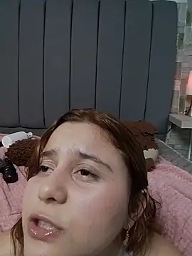 chloe_latin__ 现场XXX聊天