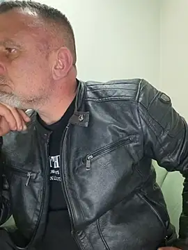 Chat XXX Live Dominator4y
