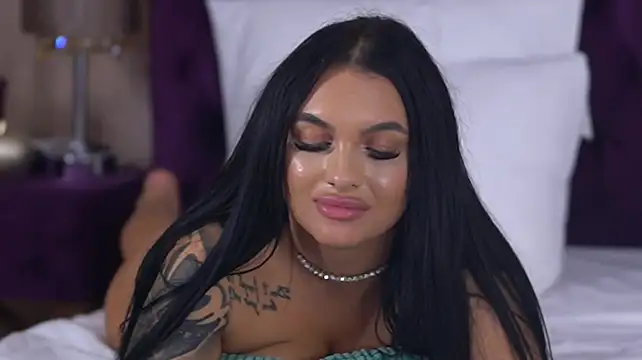 AliraNightvale Live XXX-Chat