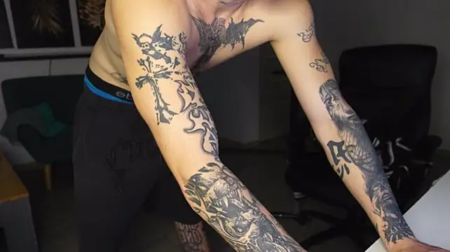 Igor_Wilde Adlı Modelin Canlı XXX Sohbeti