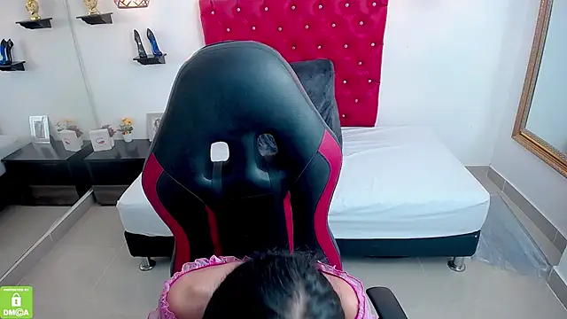 NathaliaSweet_11のライブXXXチャット