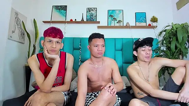 Dirty3someGuys 现场XXX聊天