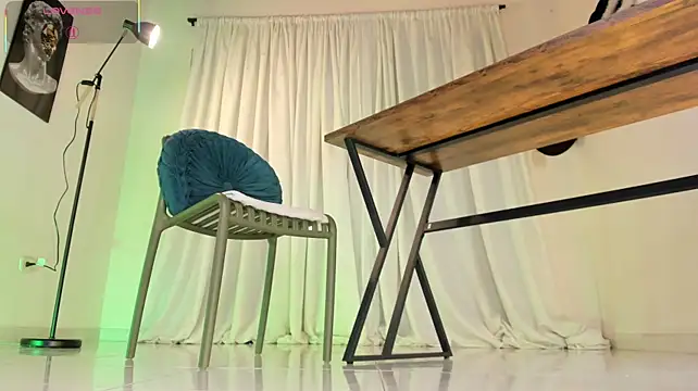 ArchieCollins Chat XXX live