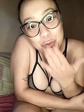 Chat +18 de lualviz ao vivo