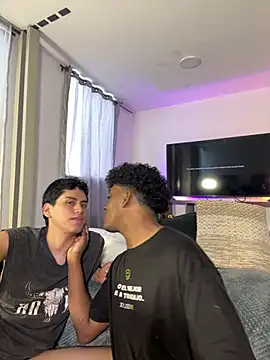 Mark_Nico Chat XXX live
