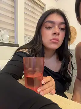 Lummii_'s Live XXX Chat