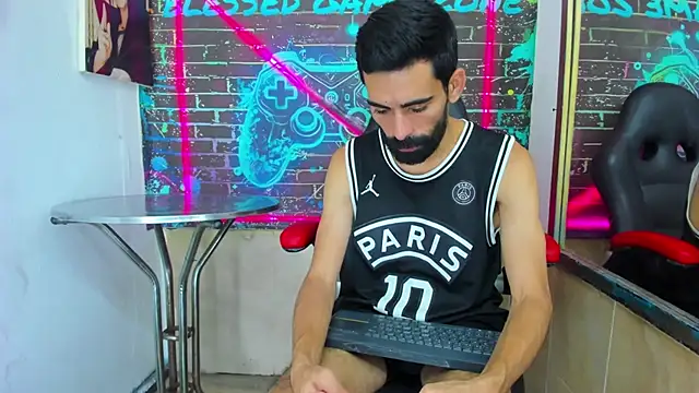 Andres_Bless Live XXX-Chat