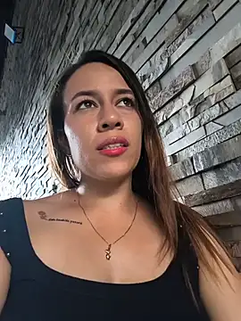 Nanybaker95 élő XXX-chatje