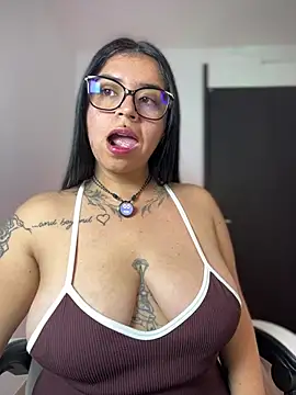 Devilsweet17 – Live XXX-chat