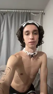 הופעת וובקאם של PrettylnPink_